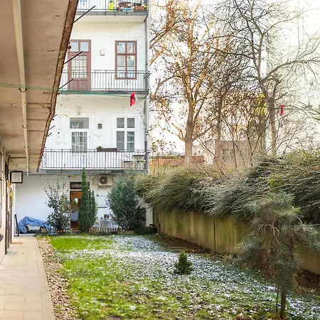 Old Town 2 Rooms Apartment With Garden Bratislava